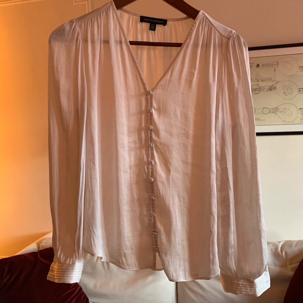 Banana Republic pearly blouse